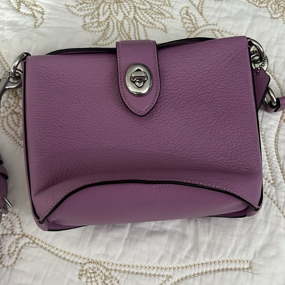 RARE Coach Addie Lavender Leather Crossbody  Bag small - Picture 8 of 15